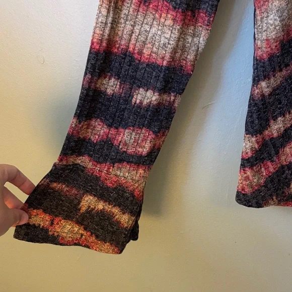 Hannah Fall Colored Striped Bell Wrist Long Sleeve Sweater Size XL - Picture 3 of 6